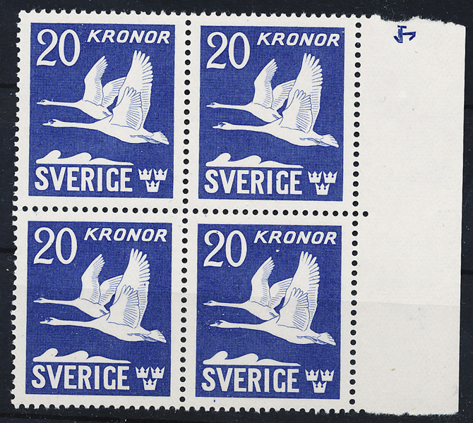 F337C Flygande Svanar i postfriskt 4-block