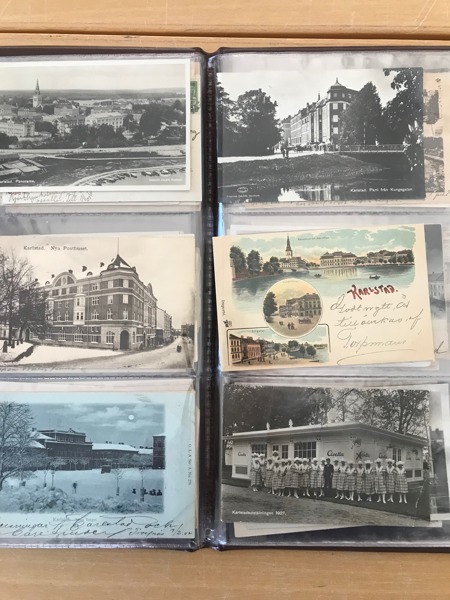 Vykortsalbum med mest Karlstads-kort, totalt 43 kort