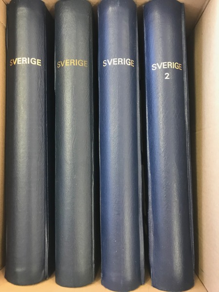 SVERIGE. Postfrisk samling Ringtyp - 2000 i fyra Estett-album med fickor