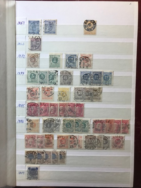 SVERIGE. Samling stämplat i två insticksböcker 1858 - 2023