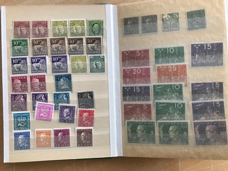 SVERIGE. Liten insticksbok med o/**/* Band - 1966. Även lite utland