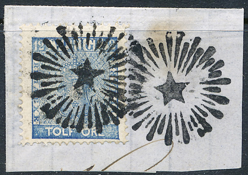 F9 12 öre blå på klipp med klockren stjärnstämpel, dels hela på märket, dels på klippet till höger om märket. Ovanligt objekt.