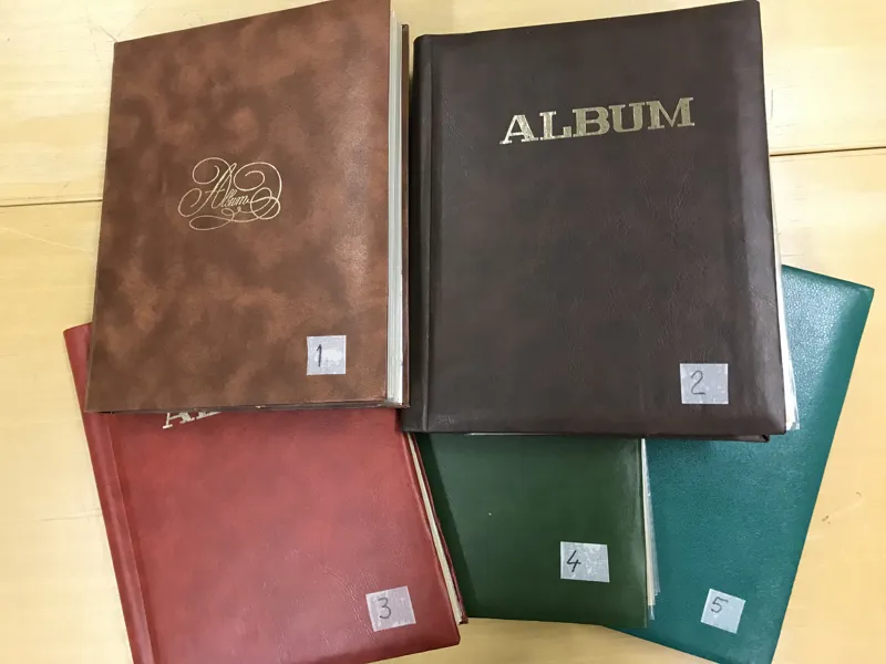 MASKINSTÄMPLAR Samling maskinstämplar på försändelser i fem äldre album